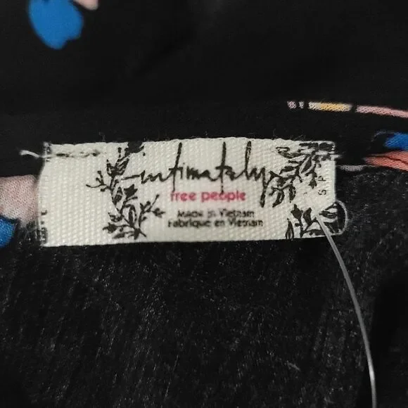 FREE PEOPLE Radea‎ Printed Lace-up Camisole Size SMALL - Picture 10 of 11